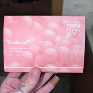 Medicube PDRN Pink One Day Serum